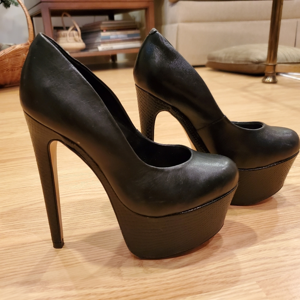 NWOT black aldo heels